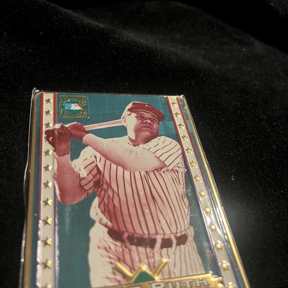 Babe Ruth set of ( 5 ) Metallic Impressions Embossed Metal Collector Cards . - Picture 6 of 10